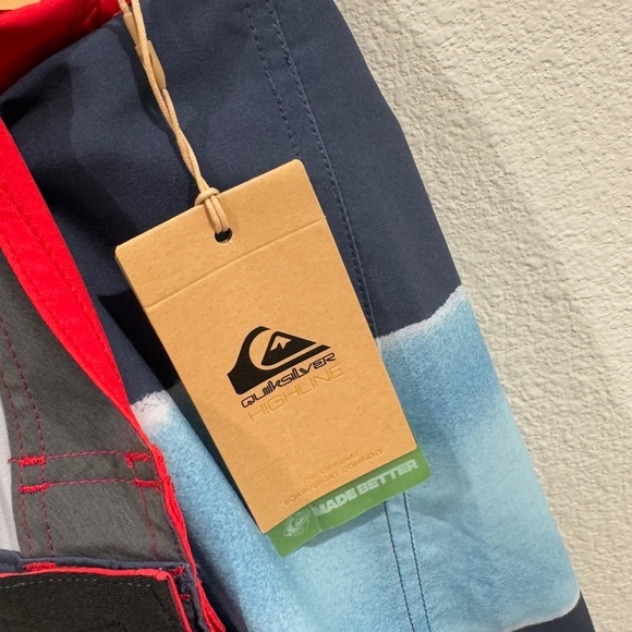 NWT Quiksilver Highline Surf Silk Airbrush Red White Blue Board Shorts Men's 31 - Picture 11 of 15